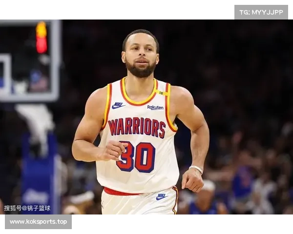 库里强势登顶NBA积分榜单震撼全场表现再度刷新纪录引发热议 库里强势登顶NBA积分榜单震撼全场表现再度刷新纪录引发热议